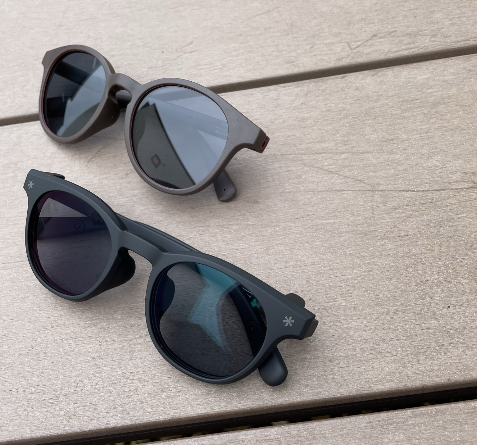 JINS×Snow Peak スノーピークコラボのJINSのサングラスを